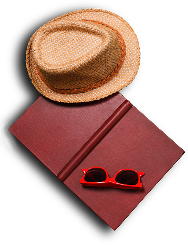 遮阳帽，墨镜和一本书
